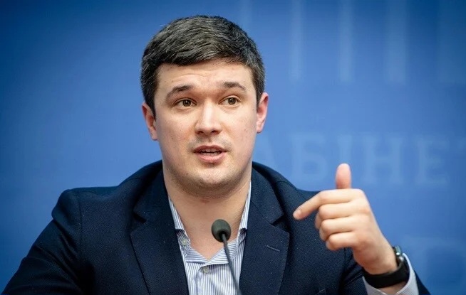Ukraynanın müdafiə naziri Mixail Fedorov istefa verib.